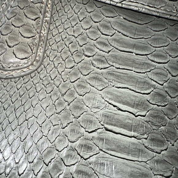 Vintage Liz Claiborne Faux Croc organizer shoulder bad purse.  Green - Picture 4 of 5